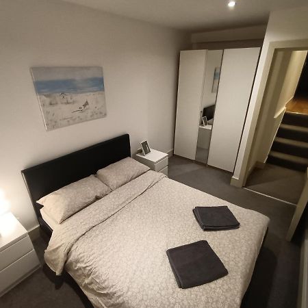 Lovely 2 Bedroom Serviced Apartment In Лондон Экстерьер фото