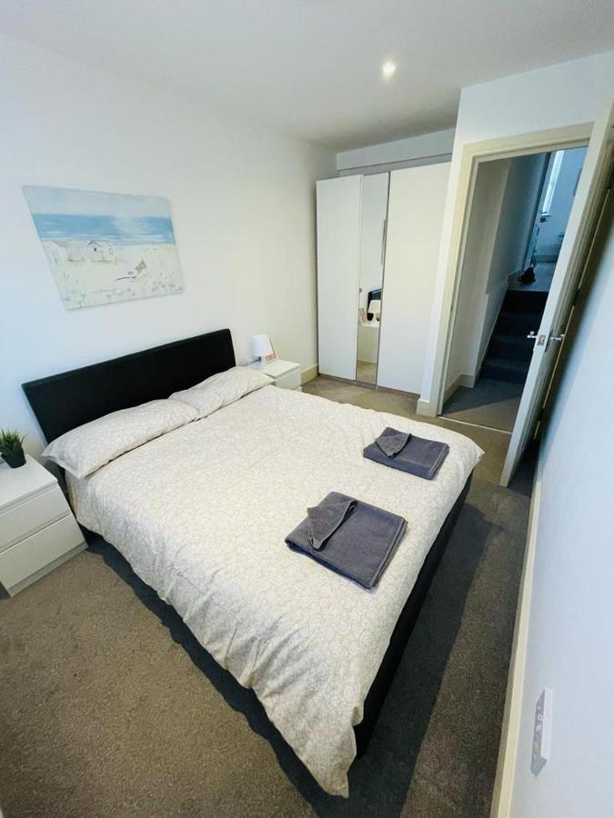 Lovely 2 Bedroom Serviced Apartment In Лондон Экстерьер фото