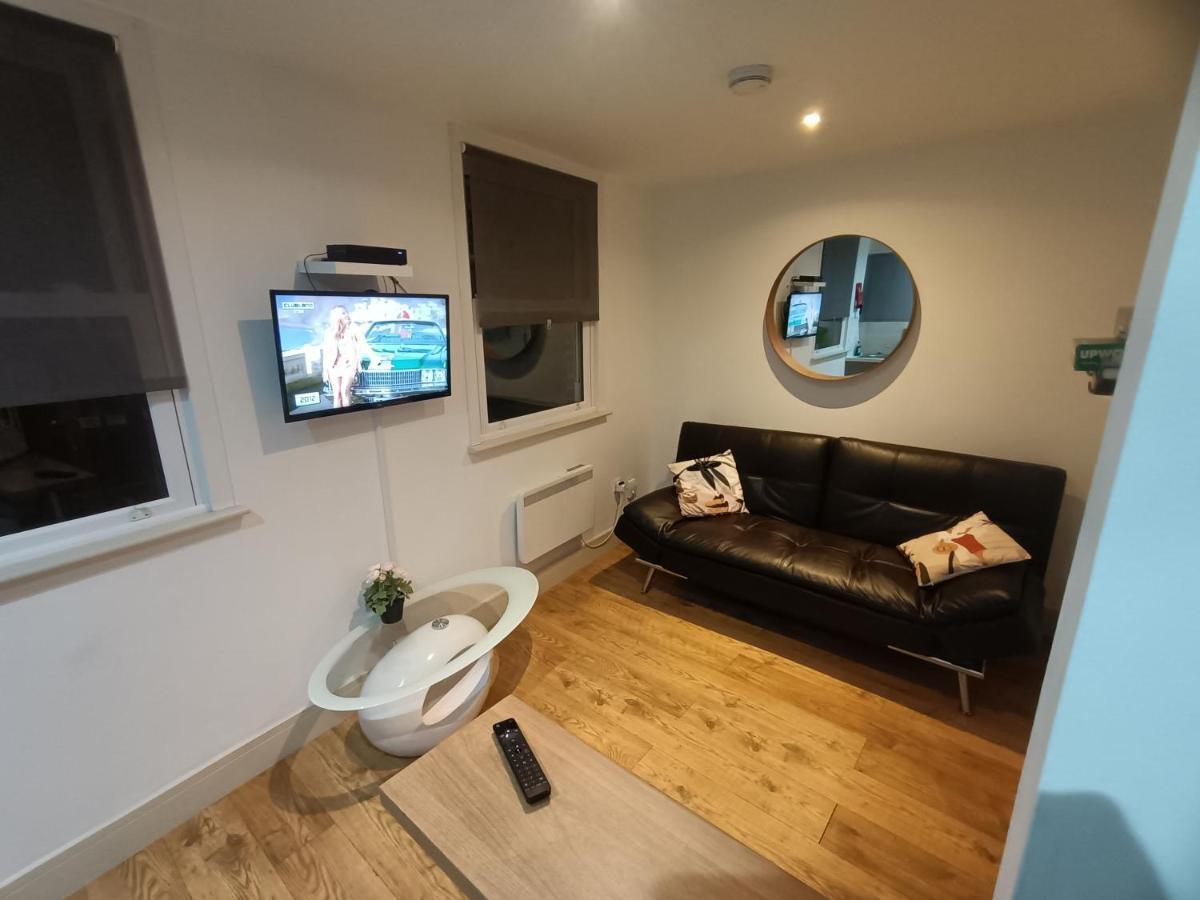 Lovely 2 Bedroom Serviced Apartment In Лондон Экстерьер фото