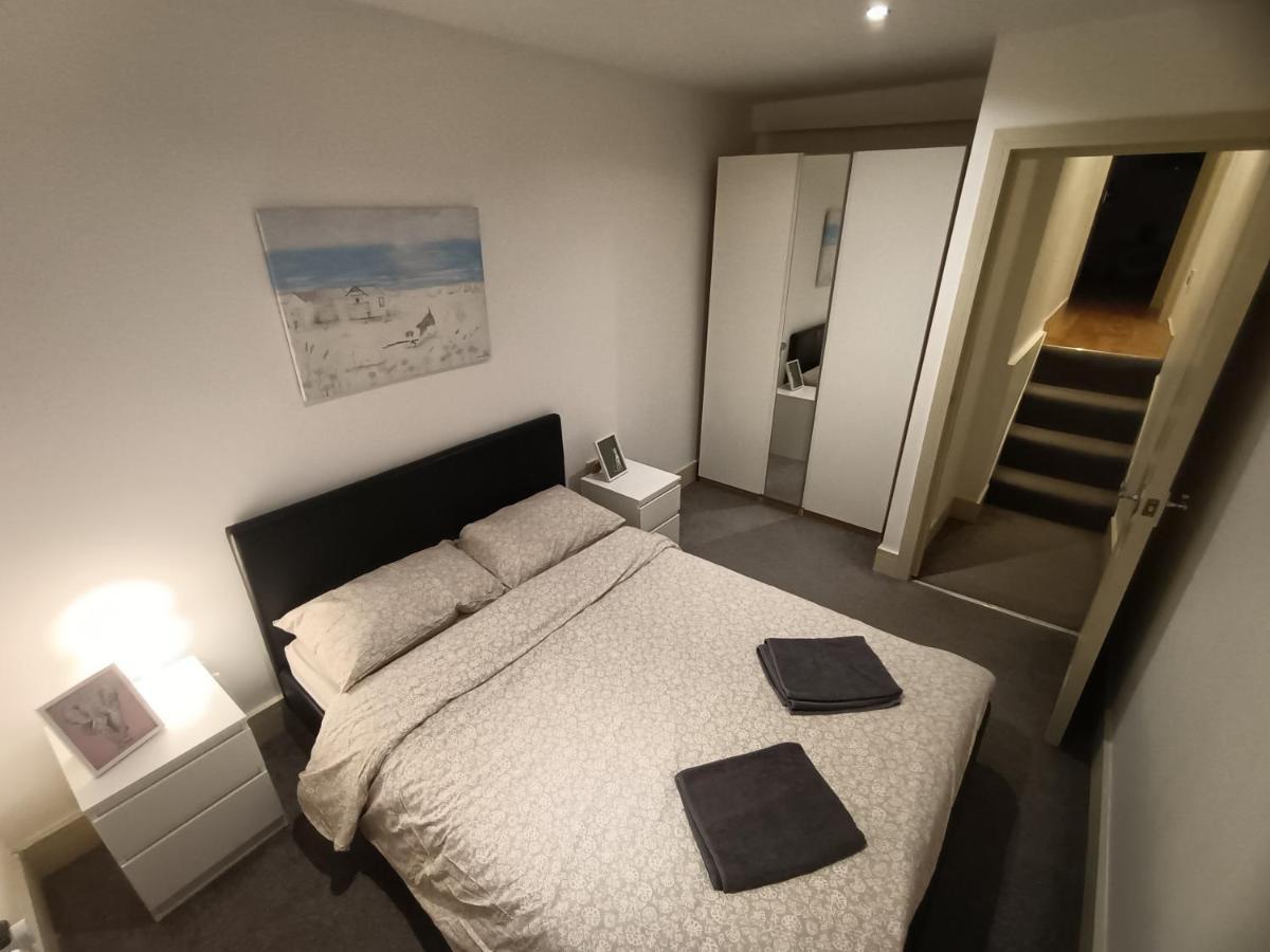 Lovely 2 Bedroom Serviced Apartment In Лондон Экстерьер фото