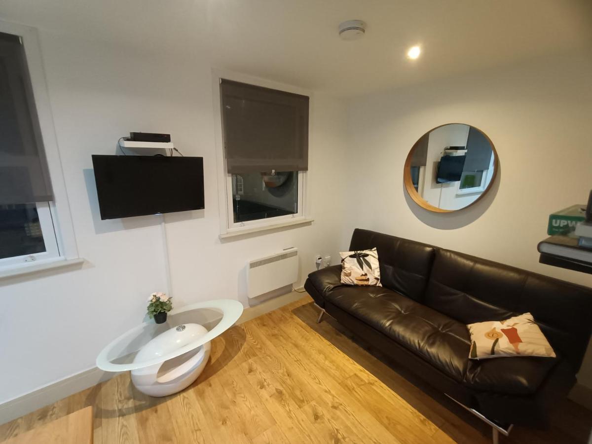 Lovely 2 Bedroom Serviced Apartment In Лондон Экстерьер фото