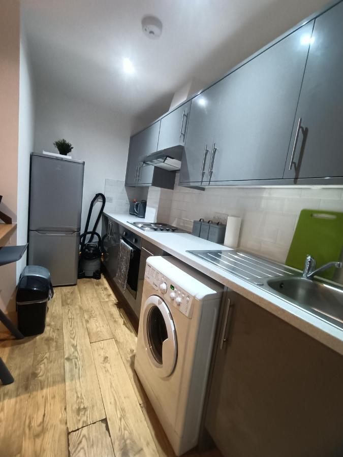 Lovely 2 Bedroom Serviced Apartment In Лондон Экстерьер фото