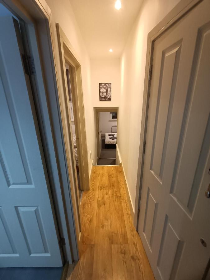 Lovely 2 Bedroom Serviced Apartment In Лондон Экстерьер фото